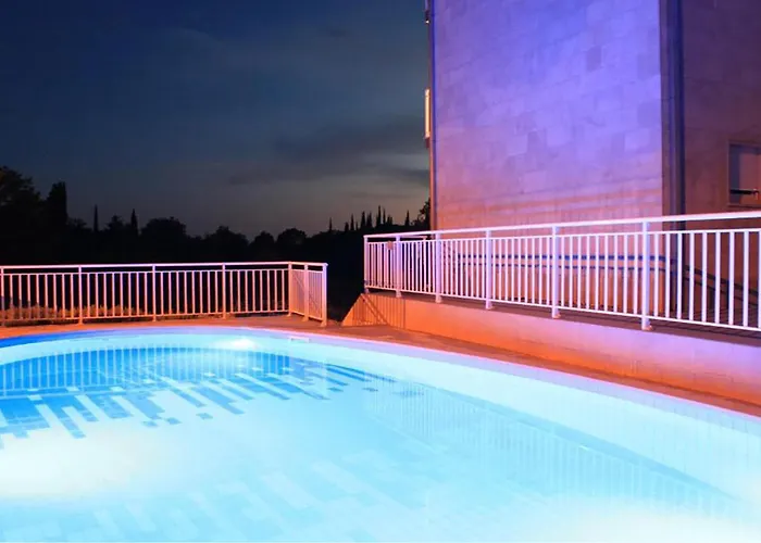 Appartement Cozy In *